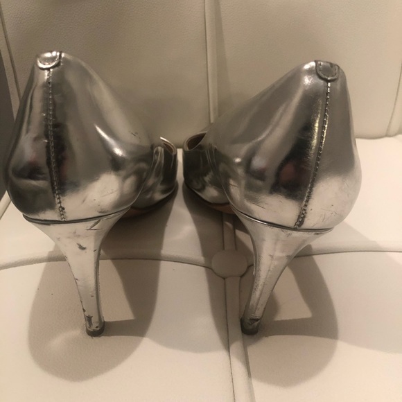 7.5 Metallic Silver JCrew Leather Pumps - Picture 3 of 4